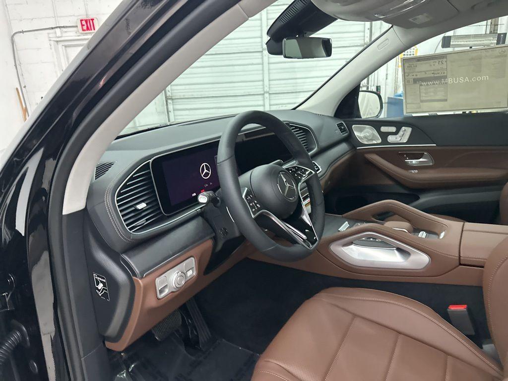 new 2026 Mercedes-Benz GLS 450 car, priced at $90,930