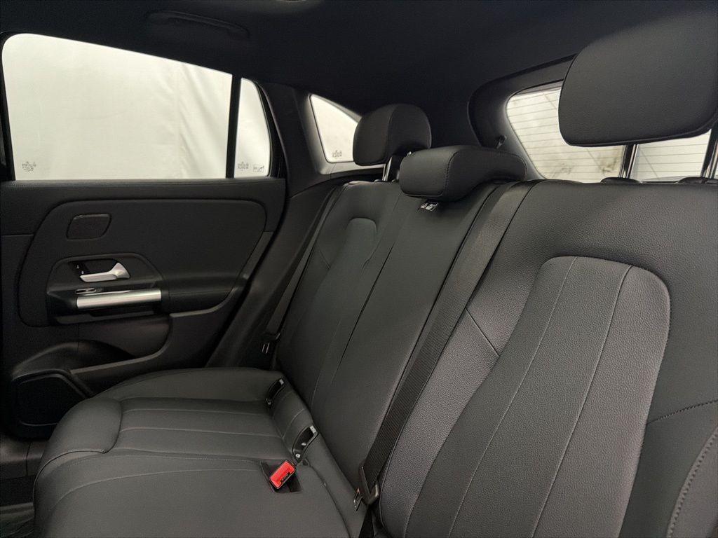 new 2026 Mercedes-Benz GLA 250 car, priced at $47,295