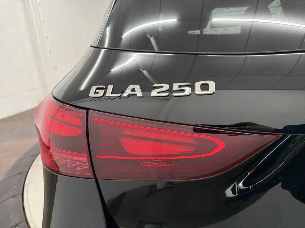 new 2026 Mercedes-Benz GLA 250 car, priced at $47,295