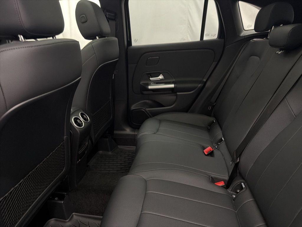 new 2026 Mercedes-Benz GLA 250 car, priced at $47,295