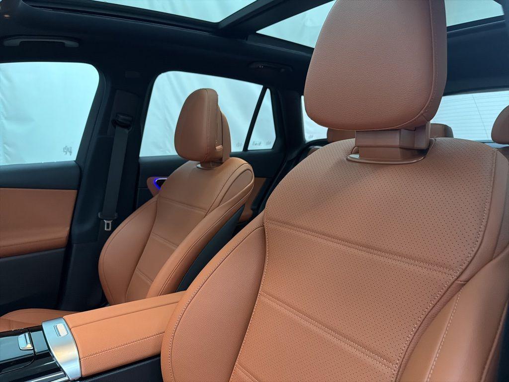 new 2026 Mercedes-Benz GLC 300 car, priced at $52,570