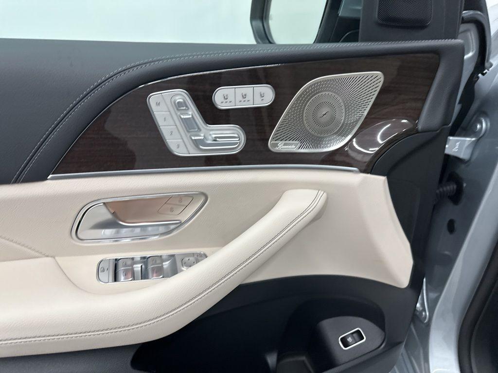 new 2026 Mercedes-Benz GLE 450 car, priced at $81,200