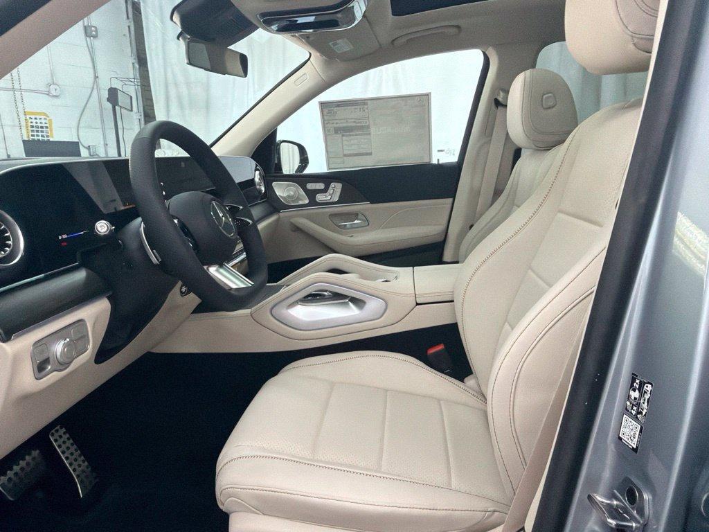 new 2027 Mercedes-Benz GLS 450 car, priced at $100,575
