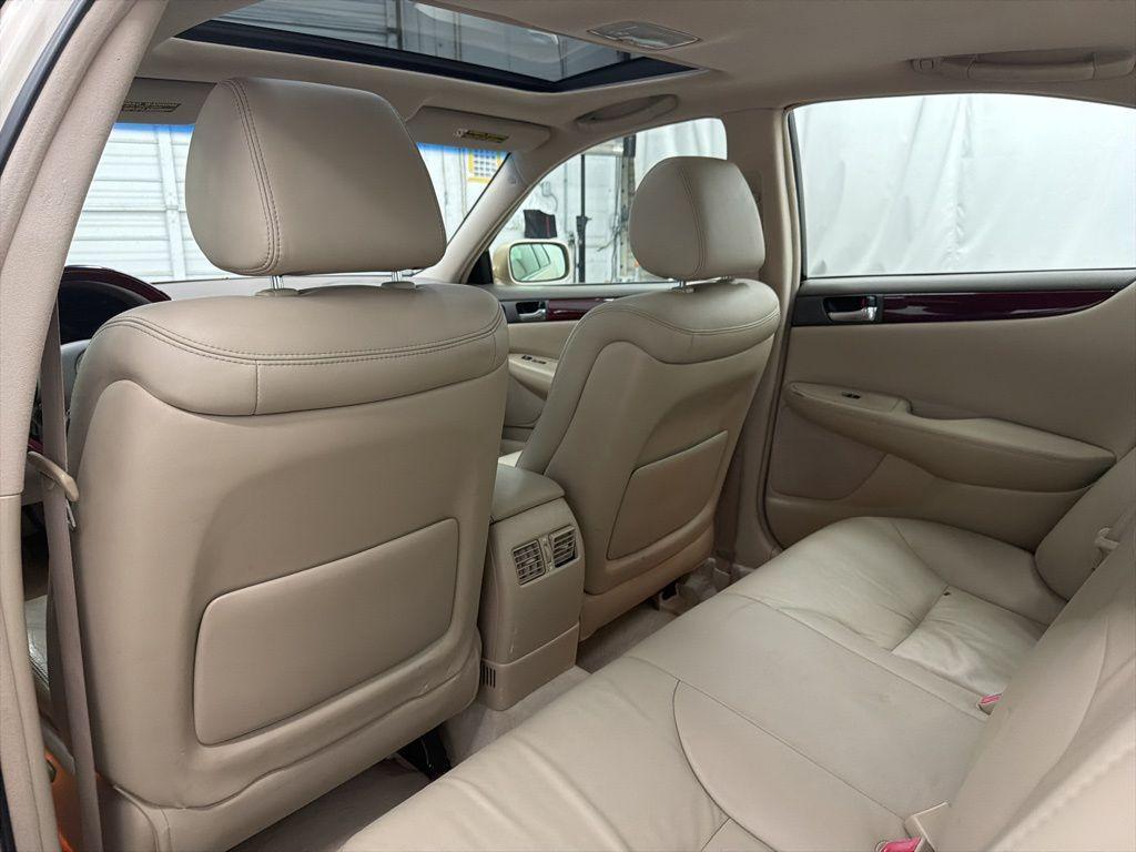 used 2004 Lexus ES 330 car, priced at $6,950