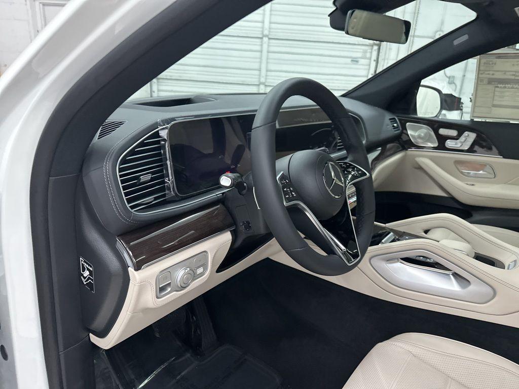 new 2026 Mercedes-Benz GLE 450 car, priced at $86,320