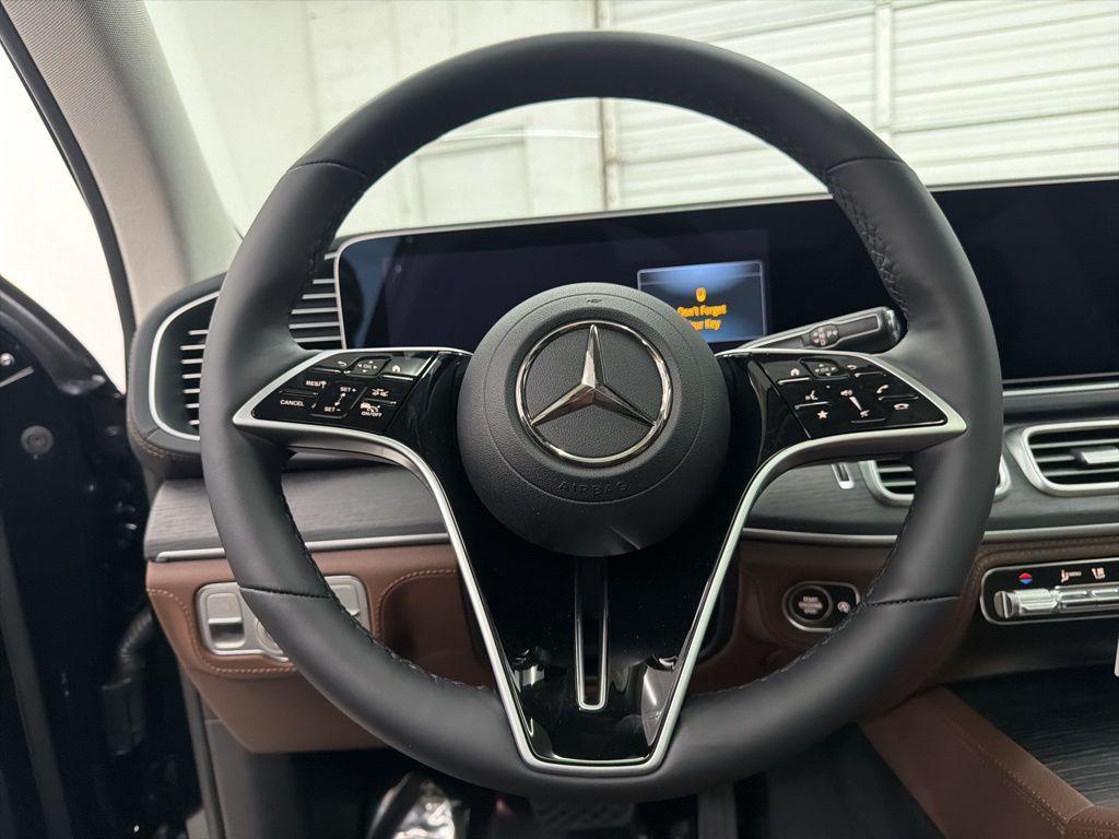 new 2026 Mercedes-Benz GLE 450 car, priced at $80,745
