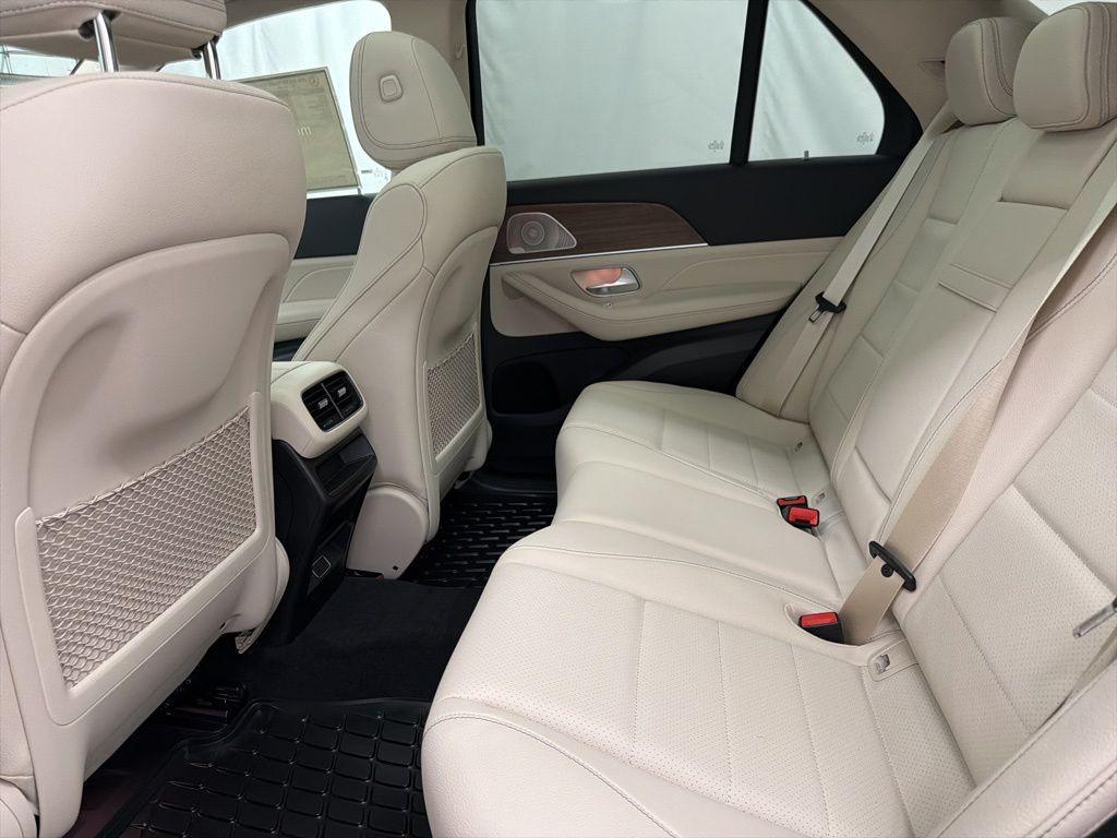 new 2026 Mercedes-Benz GLE 350 car, priced at $74,380