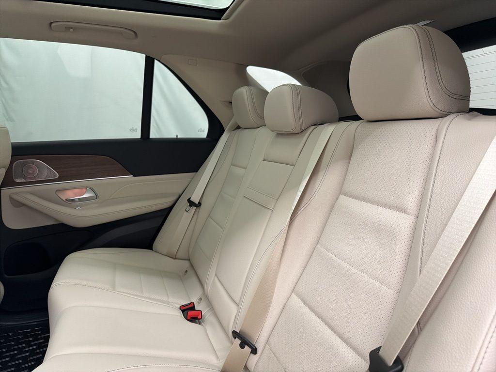 new 2026 Mercedes-Benz GLE 350 car, priced at $74,380