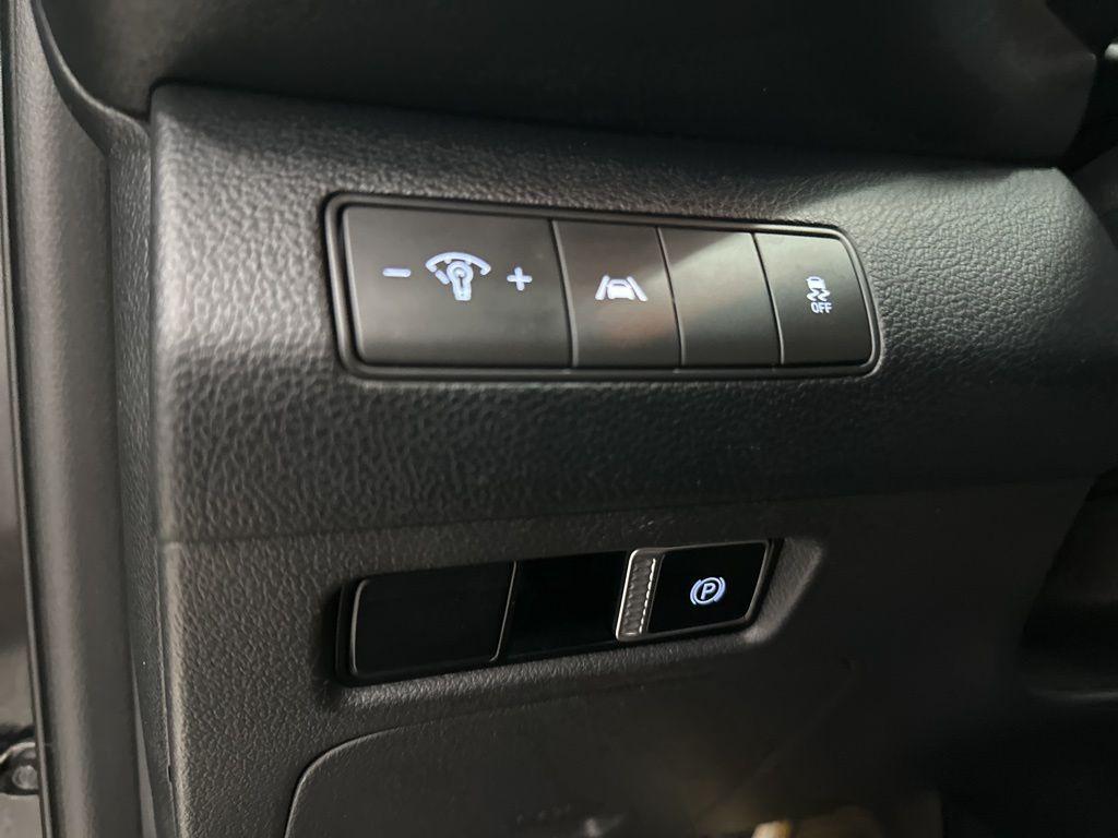 used 2021 Hyundai Santa Fe car, priced at $18,900