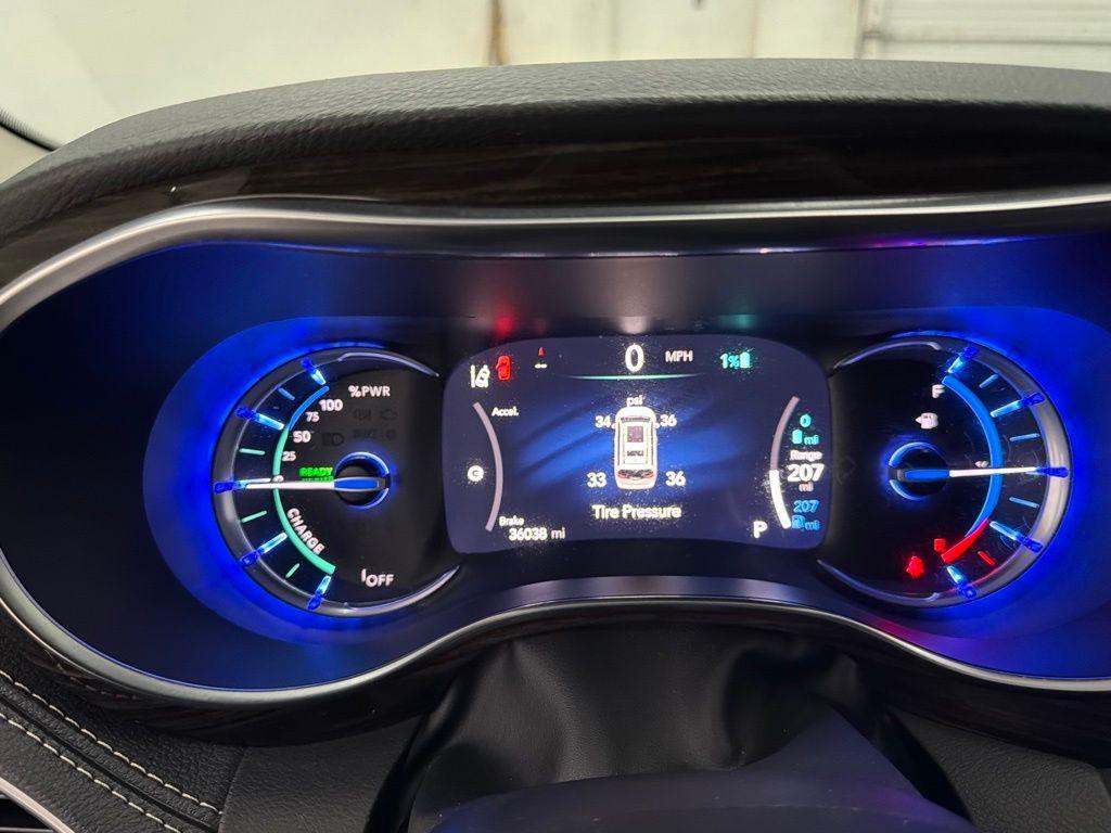 used 2023 Chrysler Pacifica Hybrid car, priced at $28,125