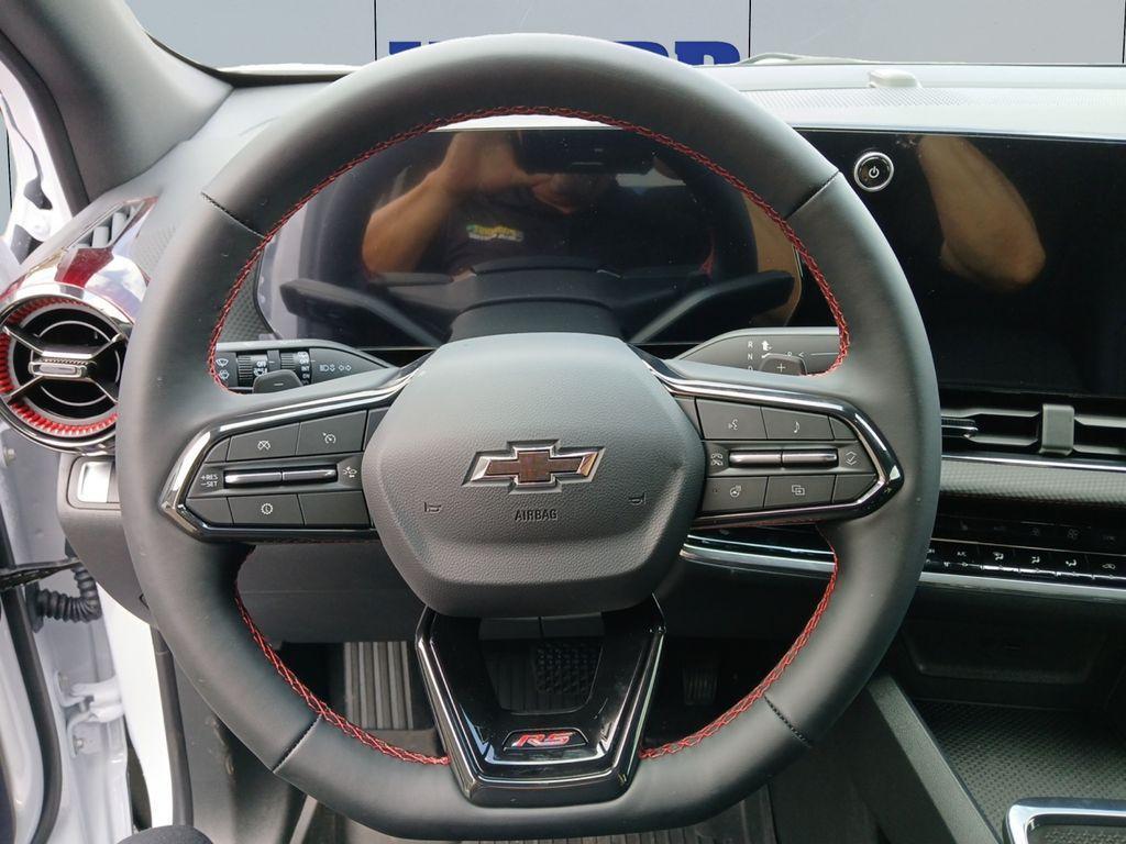 new 2026 Chevrolet Equinox car, priced at $36,915
