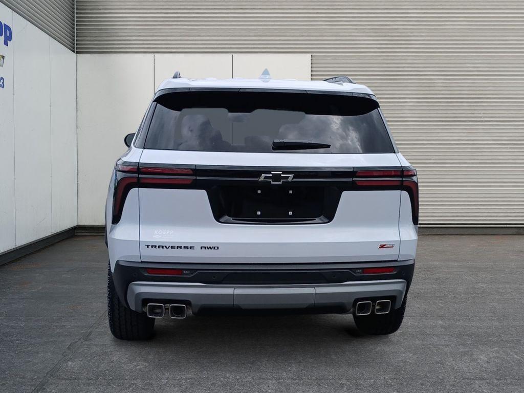 new 2026 Chevrolet Traverse car, priced at $52,615