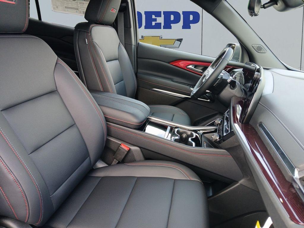 new 2026 Chevrolet Traverse car, priced at $58,775