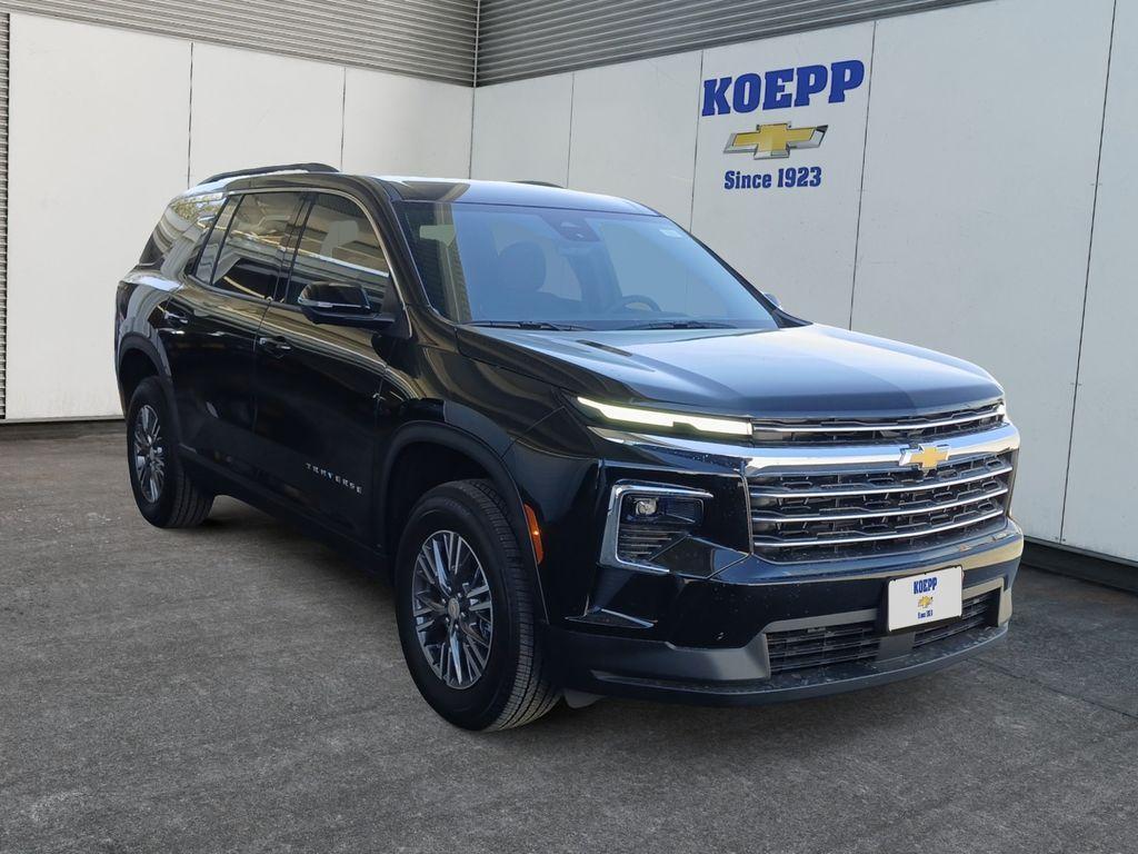 new 2026 Chevrolet Traverse car, priced at $43,020