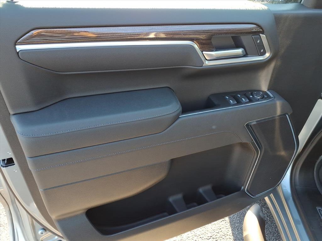 new 2026 Chevrolet Silverado 1500 car, priced at $51,005