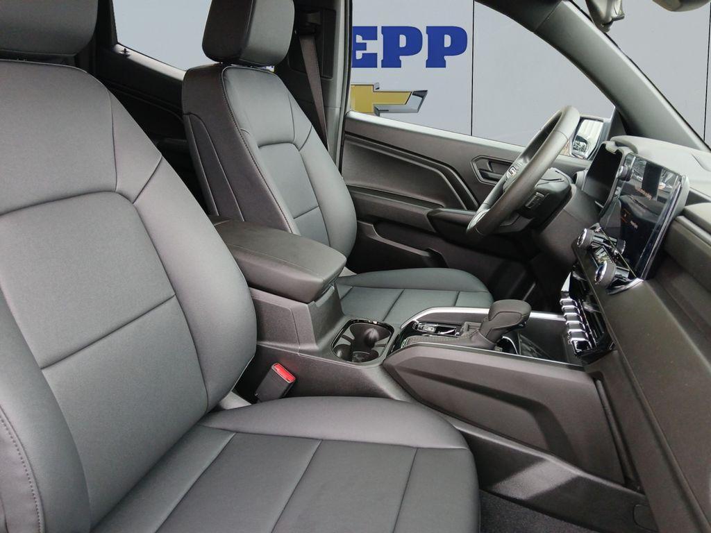 new 2026 Chevrolet Colorado car, priced at $35,440