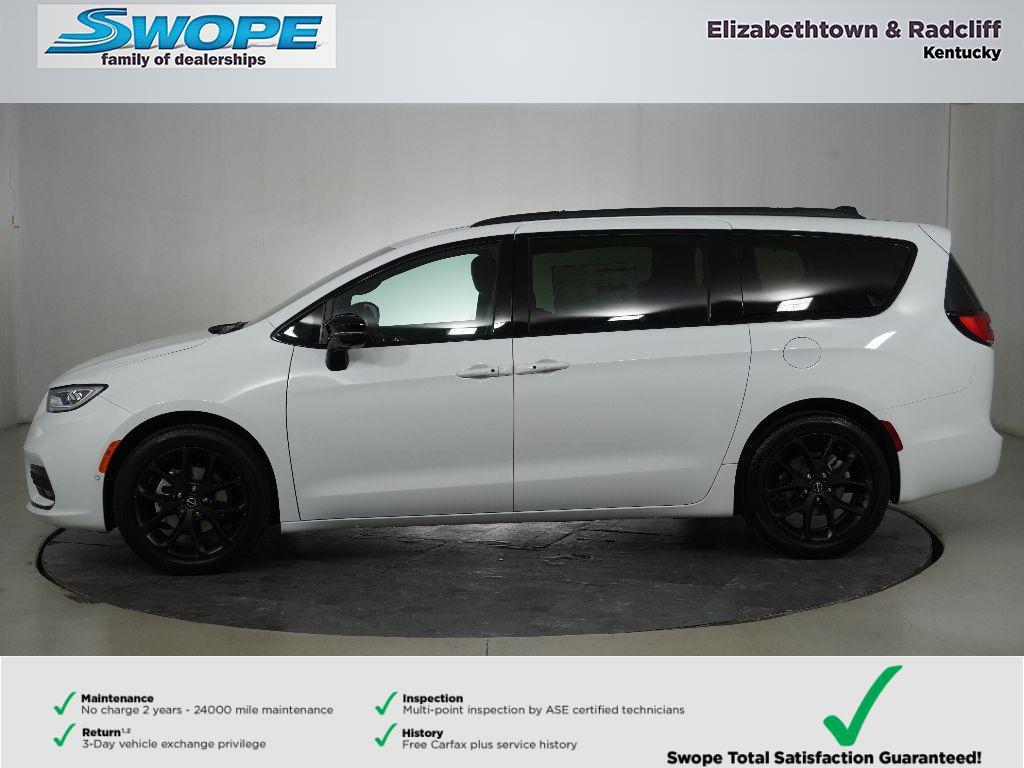 new 2026 Chrysler Pacifica car, priced at $55,379