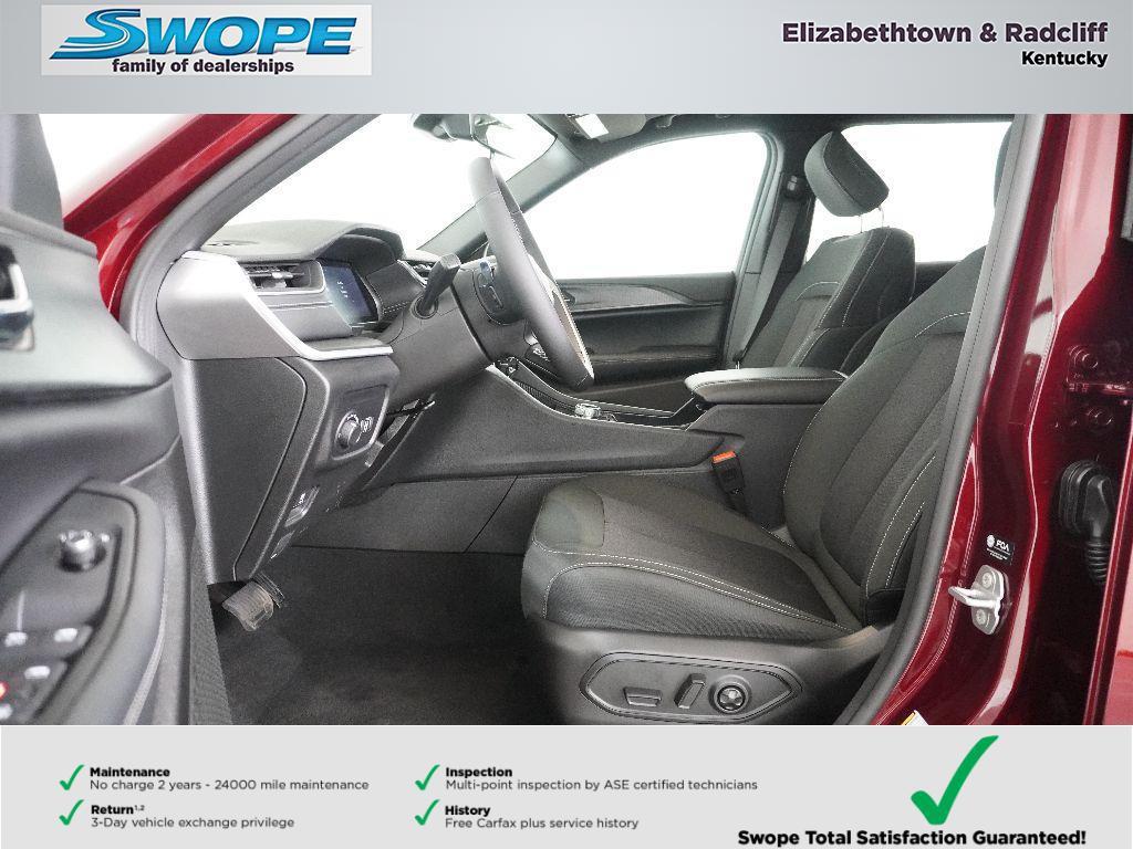 new 2026 Jeep Grand Cherokee car, priced at $44,600