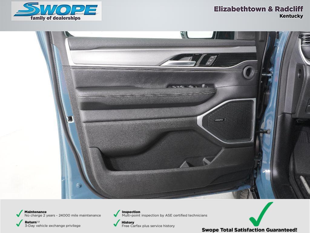 new 2026 Jeep Grand Wagoneer car, priced at $68,400