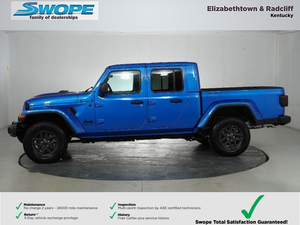 new 2026 Jeep Gladiator car, priced at $54,473