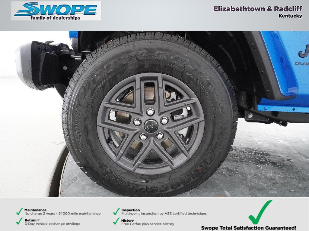 new 2026 Jeep Gladiator car, priced at $54,473