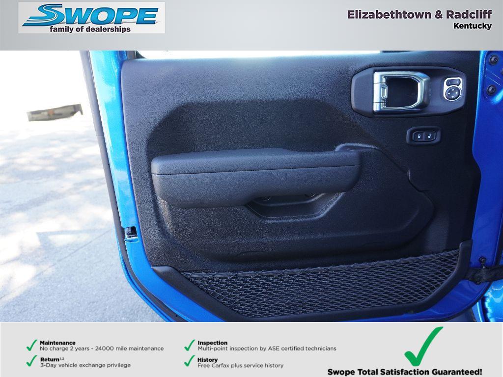 new 2026 Jeep Wrangler car, priced at $48,545