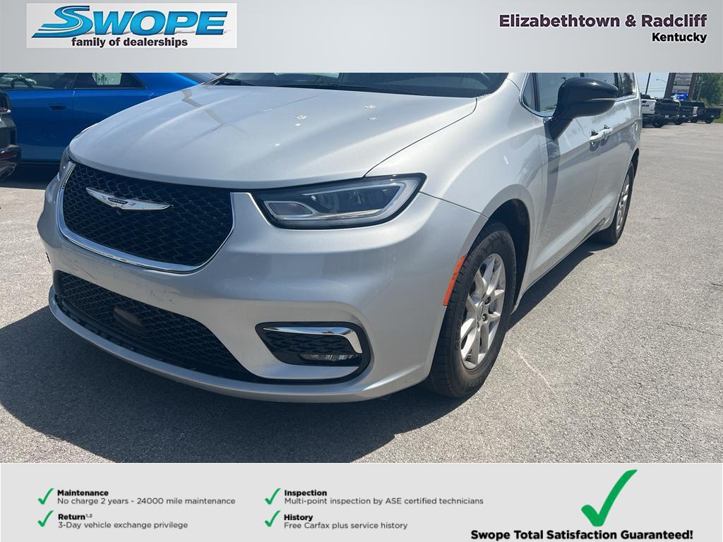 used 2024 Chrysler Pacifica car, priced at $31,240
