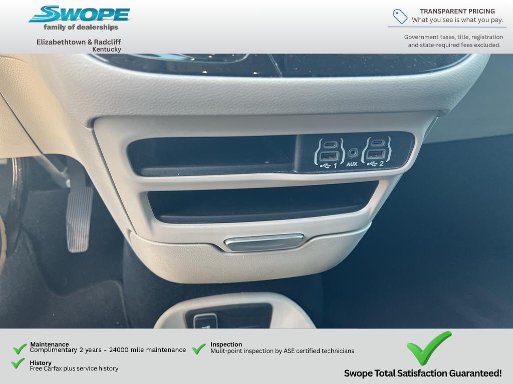 used 2024 Chrysler Pacifica car, priced at $29,653