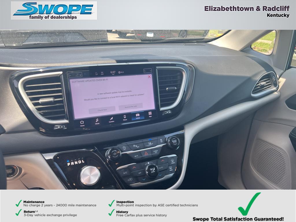 used 2024 Chrysler Pacifica car, priced at $31,240