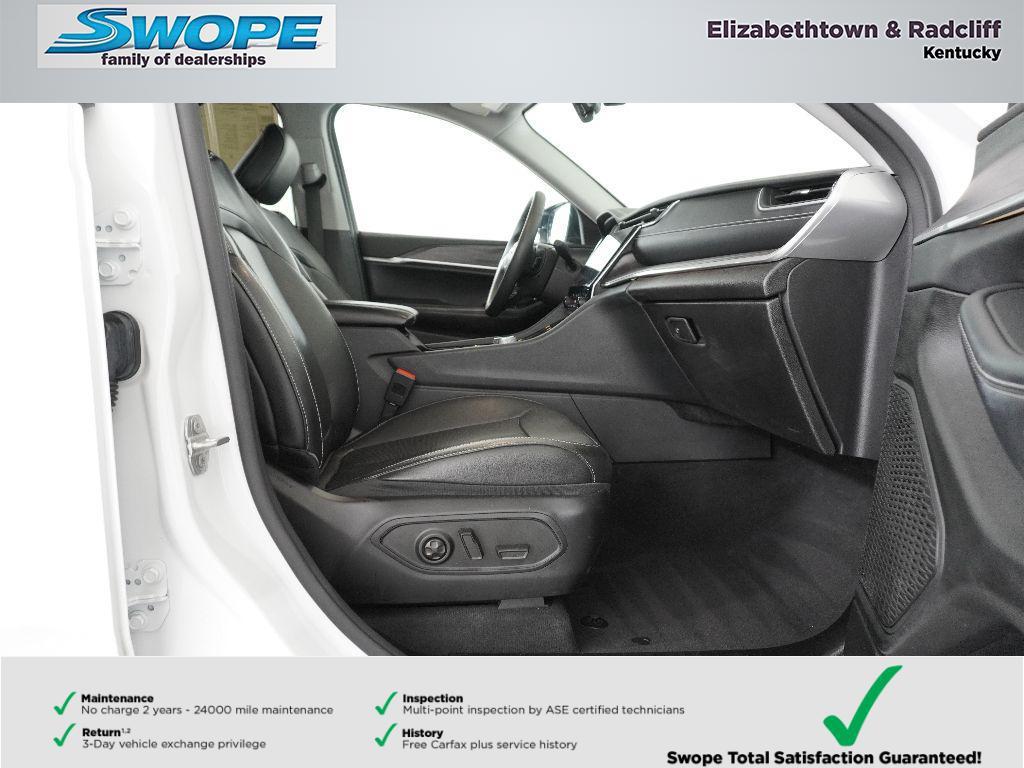 used 2023 Jeep Grand Cherokee car, priced at $31,690