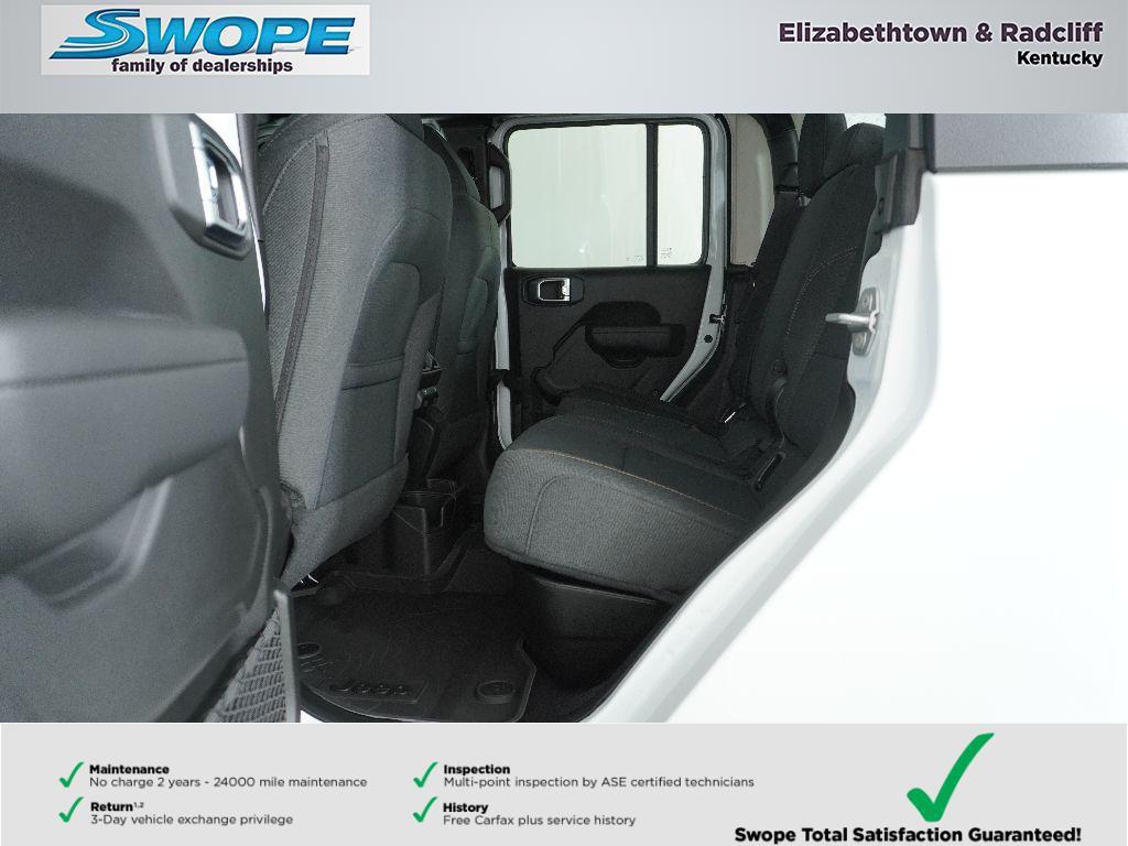 new 2026 Jeep Gladiator car, priced at $54,738