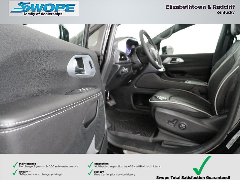 new 2026 Chrysler Pacifica car, priced at $54,697