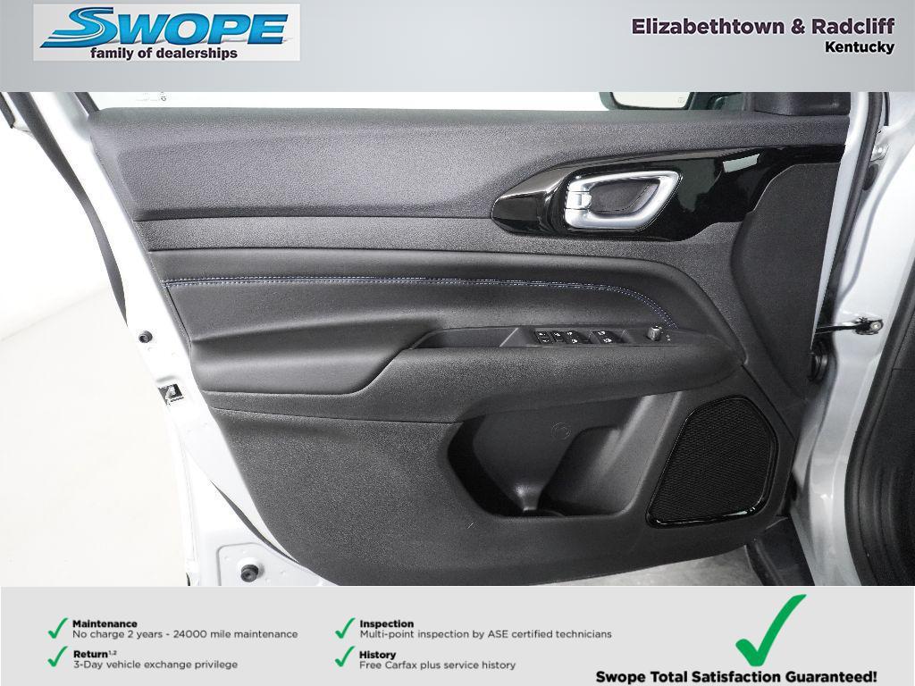 new 2026 Jeep Compass car, priced at $33,459