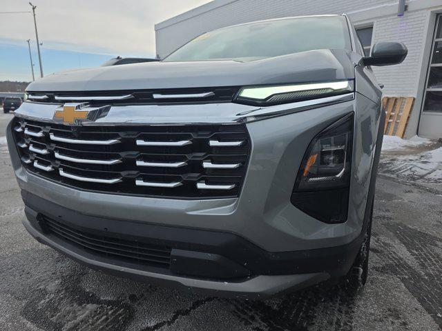 used 2025 Chevrolet Equinox car, priced at $26,300