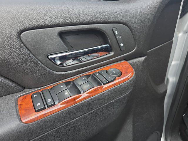 used 2013 Chevrolet Avalanche car, priced at $22,900