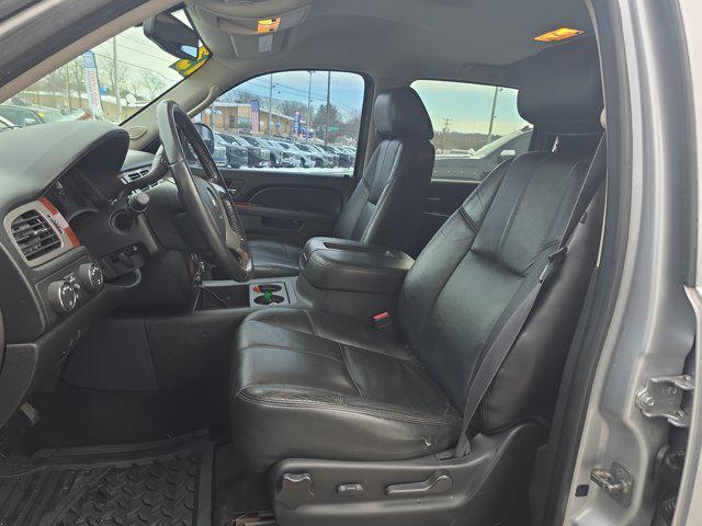 used 2013 Chevrolet Avalanche car, priced at $22,900