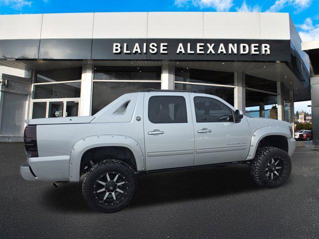 used 2013 Chevrolet Avalanche car, priced at $22,900