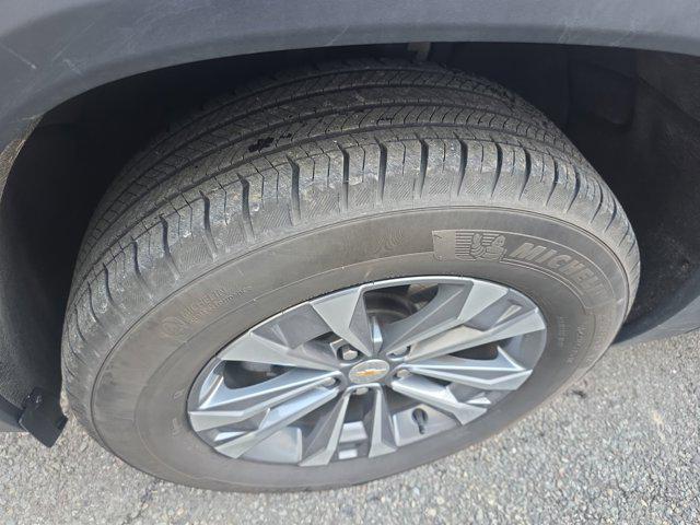 used 2025 Chevrolet Equinox car, priced at $26,500