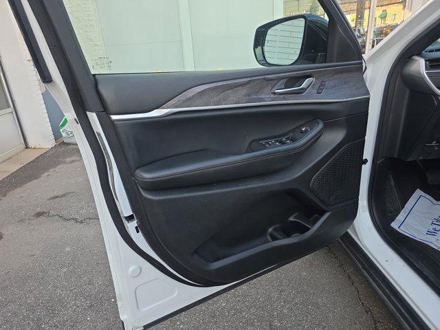 used 2024 Jeep Grand Cherokee L car, priced at $34,500