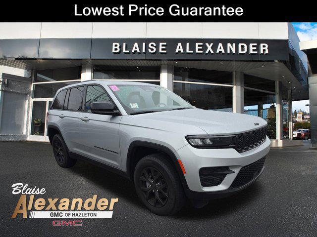 used 2024 Jeep Grand Cherokee car, priced at $34,000