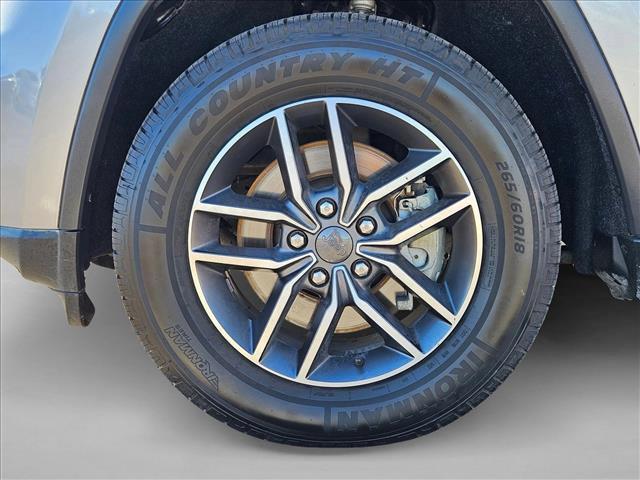 used 2021 Jeep Grand Cherokee car, priced at $24,873