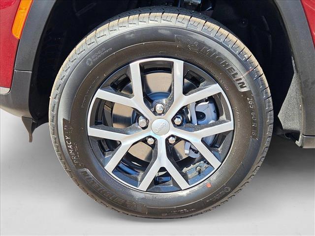 new 2025 Jeep Grand Cherokee L car, priced at $40,322