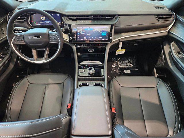 new 2026 Jeep Grand Cherokee car, priced at $45,933