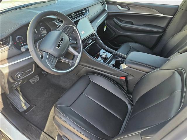 new 2025 Jeep Grand Cherokee L car, priced at $40,682