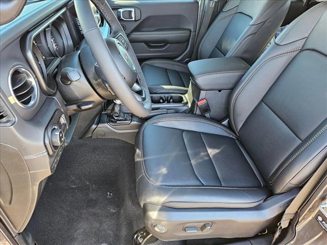 new 2026 Jeep Gladiator car, priced at $45,357