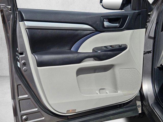 used 2017 Toyota Highlander car, priced at $21,344