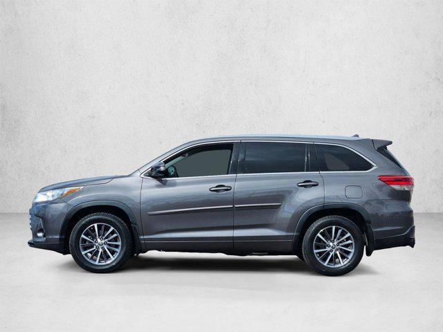 used 2017 Toyota Highlander car, priced at $21,344
