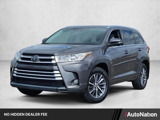 used 2017 Toyota Highlander car, priced at $21,344