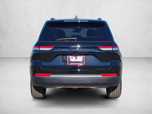 new 2026 Jeep Grand Cherokee car, priced at $45,210