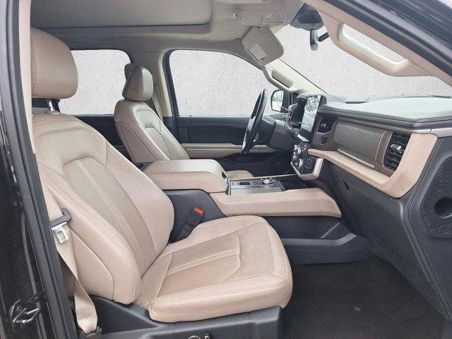 used 2023 Ford Expedition car, priced at $32,216